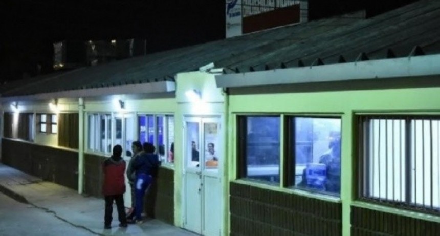 Volcó un auto con seis personas cerca de Colpes