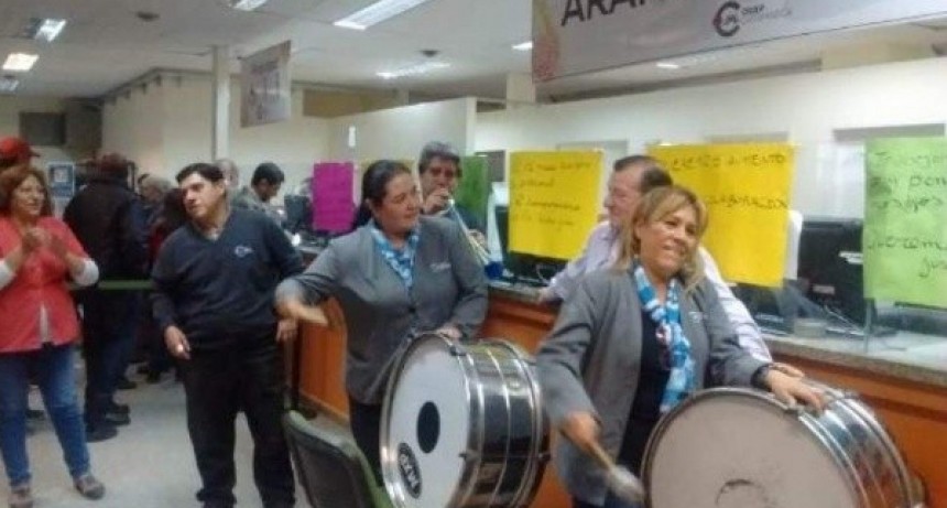 Protesta y sin atención en OSEP