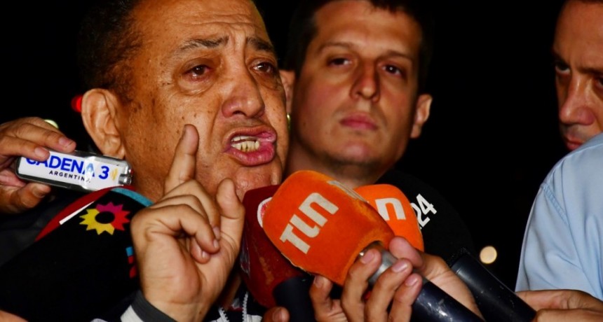 Luis D'Elía dijo que el Gobierno baleó a Héctor Olivares para tapar la presentación del libro de Cristina Kirchner