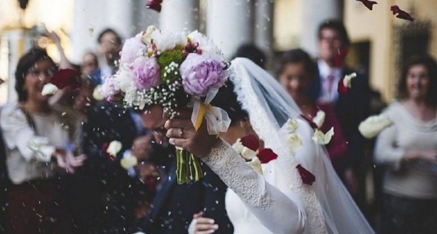 ¡El matrimonio más corto de la historia! Pareja se separa tres minutos después de haberse casado