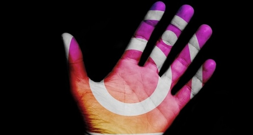 Adolescente puso a votación su suicidio en Instagram, votaron a favor y se suicidó