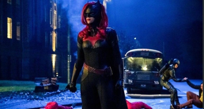 El tráiler de Batwoman revela a la primera superheroína gay de la TV