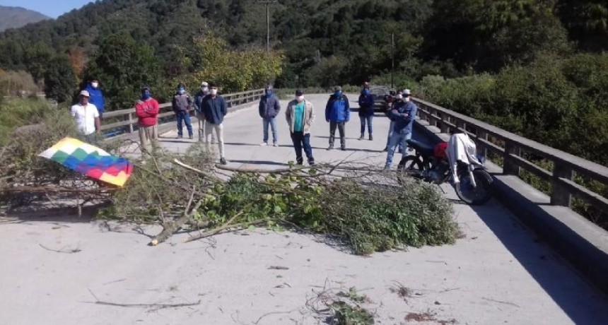 Fuí torturada por policías en Aconquija: Me colgaban de los tobillos, cabeza abajo, y me soltaban contra el piso