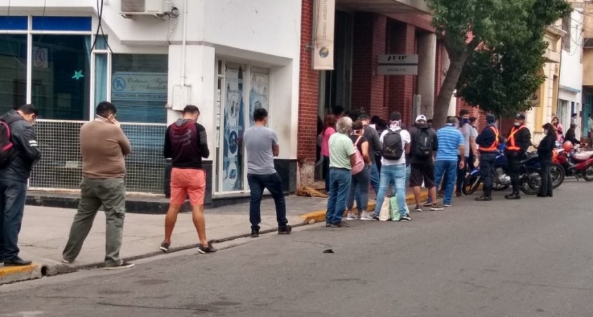 Catamarca como un día normal: Gente en las calles a pesar de la Cuarentena