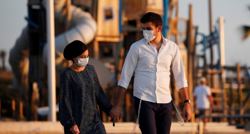  Un estudio señala que el covid-19 podría trasmitirse a través del sexo 