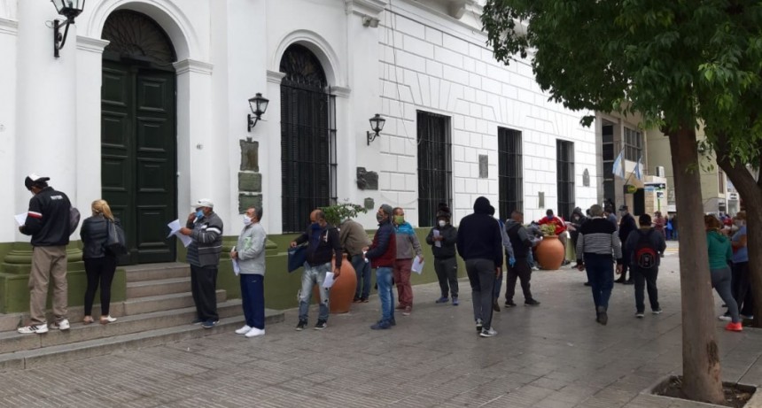 PROVINCIA:  Congelaran  las vacantes en la Administración por tres años