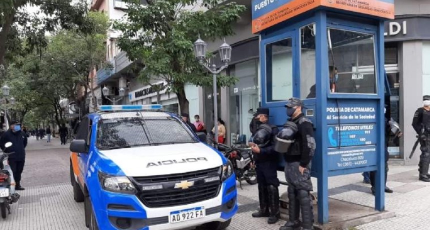 Hubo más de 90 arrestos el fin de semana por violar la cuarentena