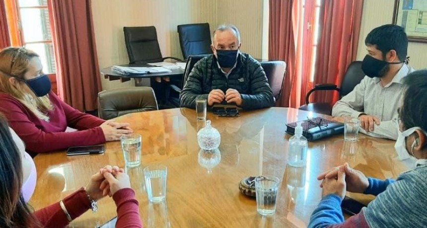  Moreno se nos ha transmitido tranquilidad : No va a haber despidos, ni mermas salariales