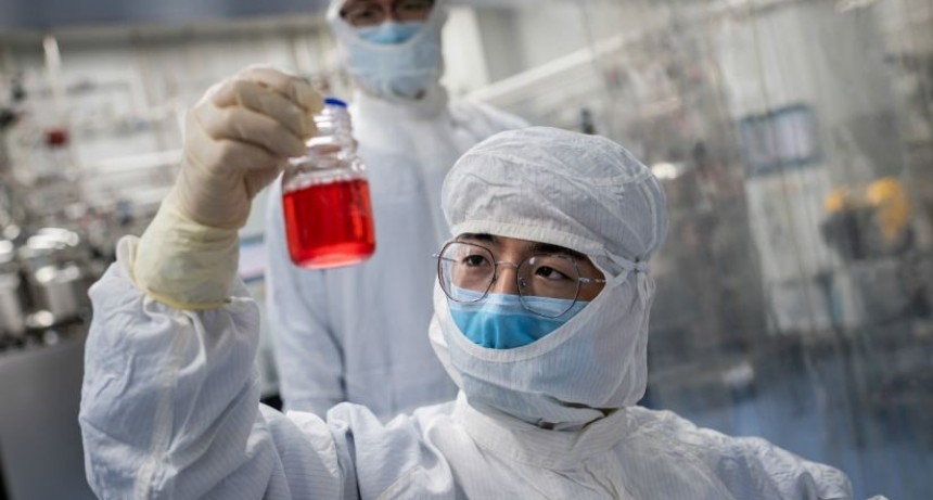 Investigadores chinos creen tener un tratamiento contra el coronavirus sin vacuna