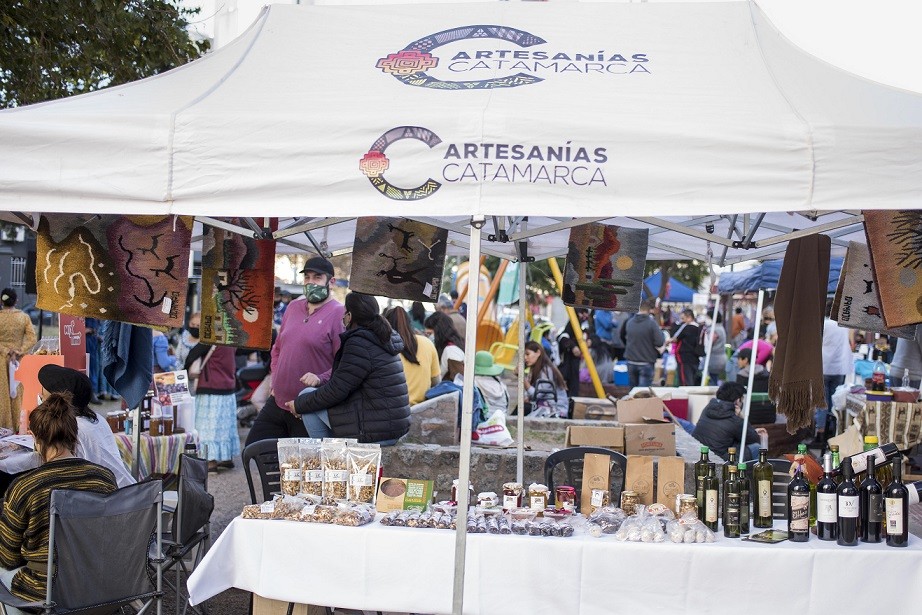 Productos de Catamarca en Feria Artesanal y Gastronómica en Córdoba