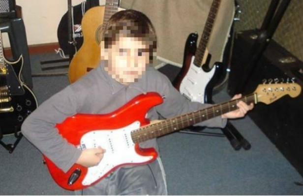 Lo dejaron con una Hemorragia Cerebral por ser "Blanquito" y llamarse Lennon