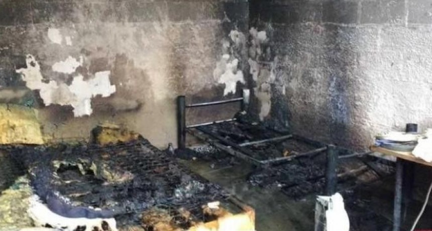 Rescatan a una ni&ntilde;a mientras se incendiaba la habitaci&oacute;n donde jugaba