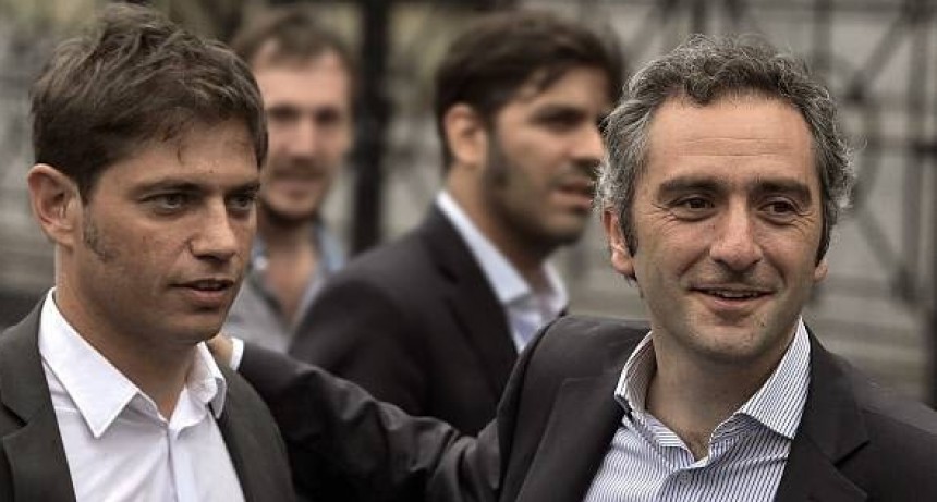 Axel Kicillof y "Cuervo" Larroque &iquest;quisieron usar un frigor&iacute;fico para un acto pol&iacute;tico?