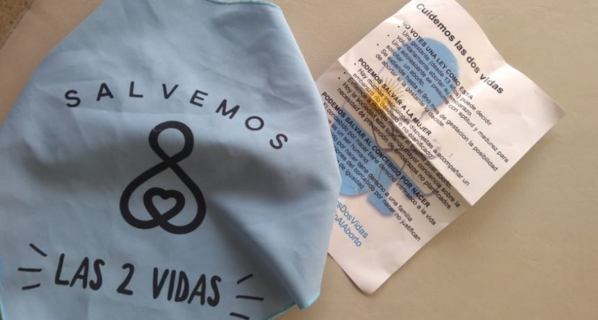 Congreso: presentaron 417.000 firmas en rechazo al aborto legal