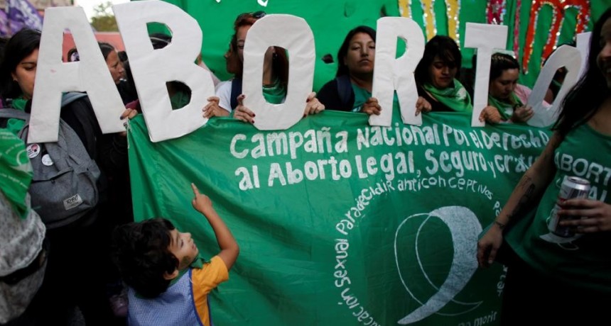 CAMBIOS ley de ABORTO: Entre los 13 y los 16 a&ntilde;os de edad, cuenta con madurez suficiente para decidir la pr&aacute;ctica