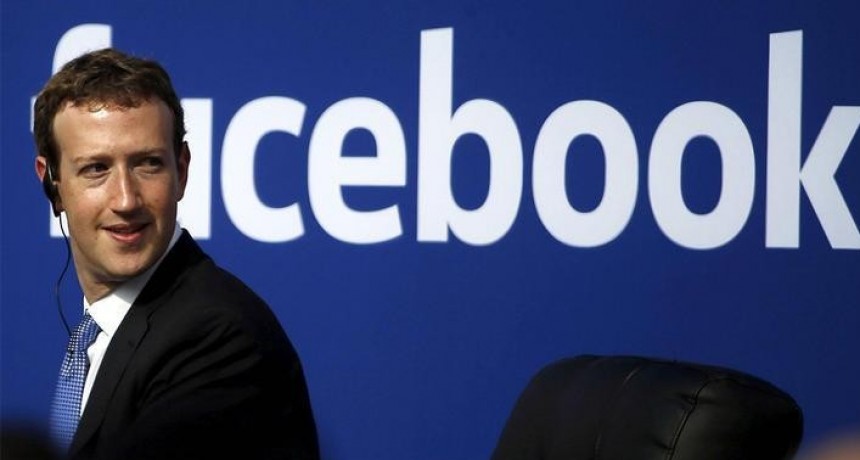 Facebook: Un error de software perjudic&oacute; a millones de usuarios