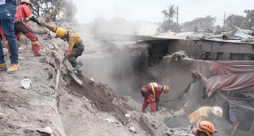 Guatemala dio por terminada la b&uacute;squeda de desaparecidos por el volc&aacute;n de Fuego