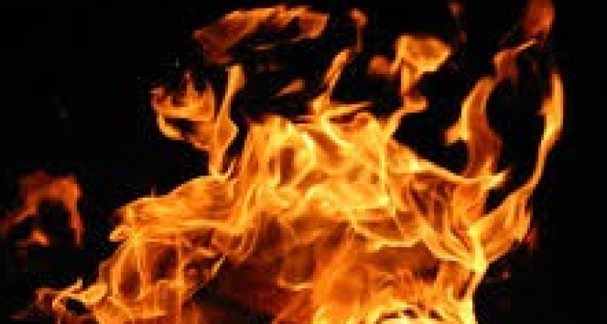 Muri&oacute; calcinado al incendiarse su vivienda