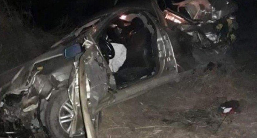 Dos j&oacute;venes pierden su vida en ruta tucumana