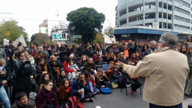 Docentes universitarios, en lucha