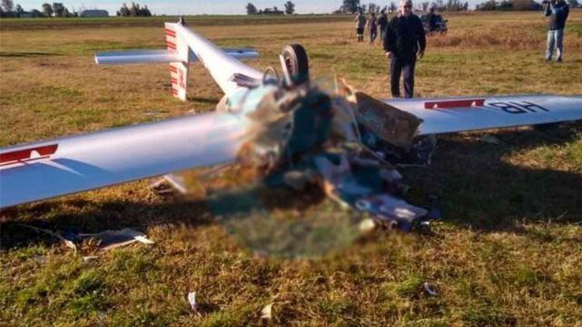 Muri&oacute; la mujer que se estrell&oacute; con un planeador en Santa Fe