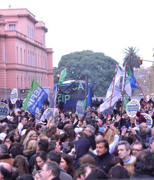 Ratifican que el medio aguinaldo de junio pagar&aacute; Ganancias