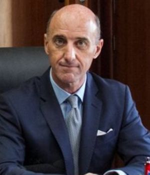 Renunci&oacute; la mano derecha de Aranguren