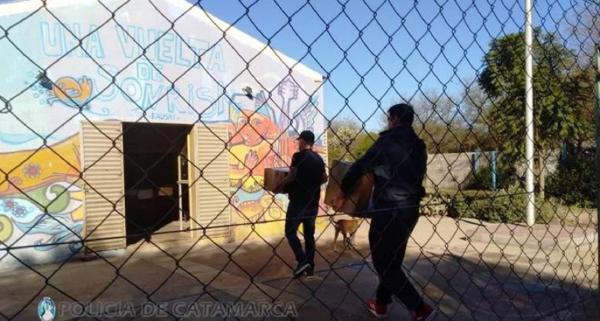 Policías entregaron donaciones en Valle Viejo