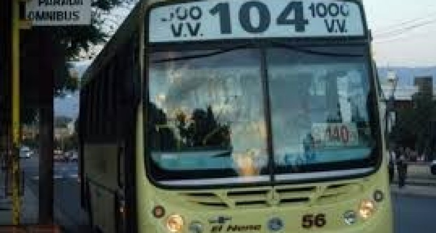 Transporte: suspenden el paro anunciado para mañana y se viene un nuevo aumento