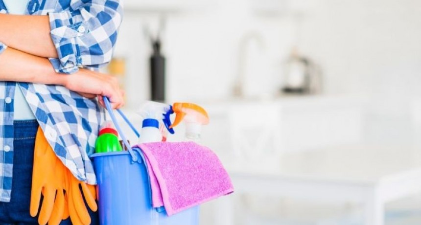 Histórico fallo: debe pagarle $8 millones a su ex porque ella se dedicó por 30 años a las tareas del hogar