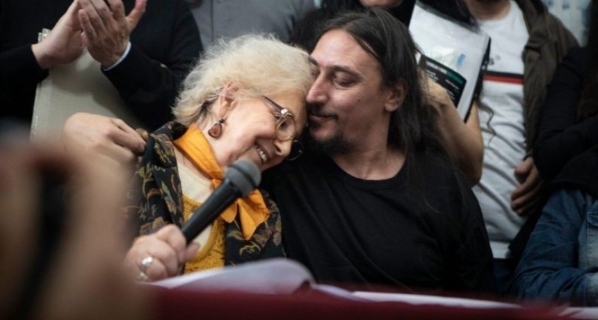 Abuelas de Plaza de Mayo presentó al Nieto 130 en conferencia de prensa
