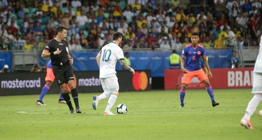 Argentina cayó en su primer partido de la Copa América