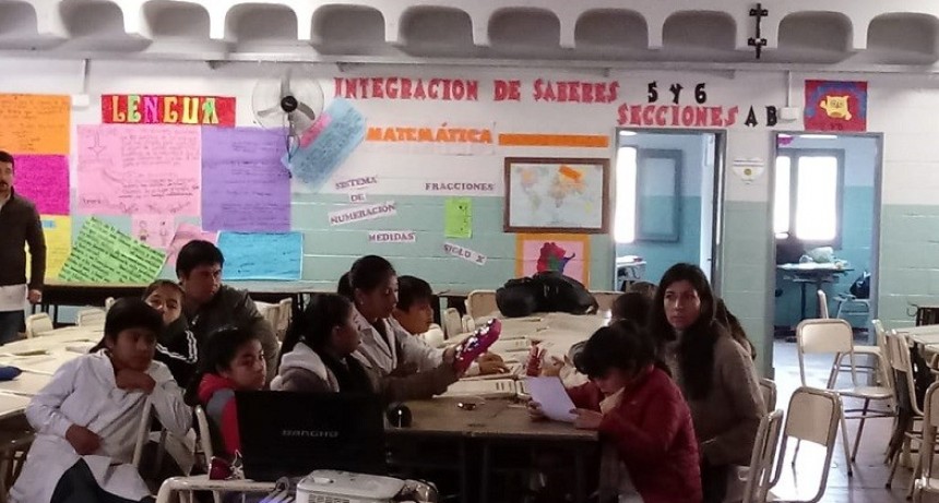 Capacitaron a docentes y alumnos en Nueva Coneta con el objetivo de la inclusión social del niño celíaco