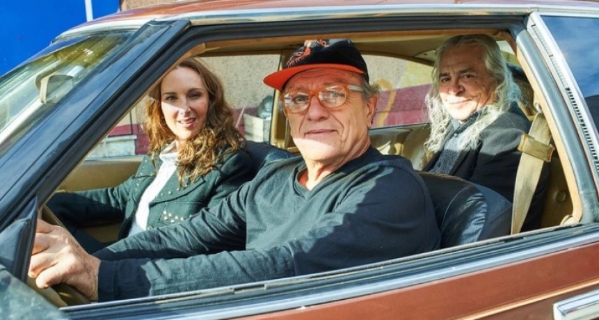 El emotivo encuentro entre los ex músicos de Almendra a 50 años del estreno de Muchacha ojos de papel