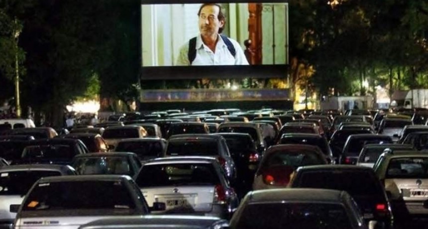  Reactivación de actividades: despúes del  autocine, ahora el autoshow