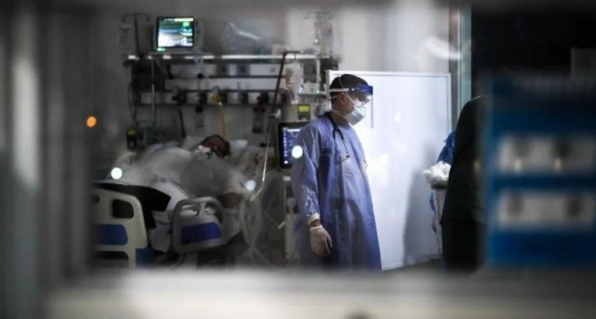 Coronavirus en Argentina: si se llega a 2.000 casos diarios vuelve todo para atrás