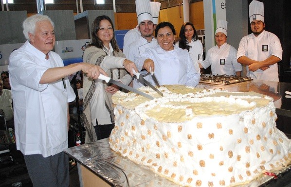 Torta Gigante, para los Felices 50 años mi PONCHO