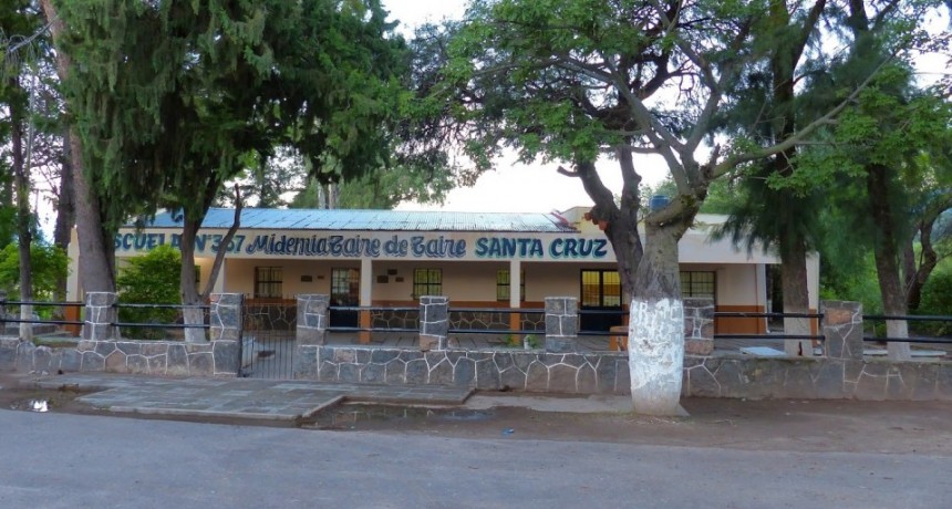 Nuevamente tres escuelas blanco de  los delincuentes dos de Capital una de Valle Viejo