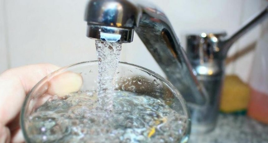 Sur y oeste de la Capital sin suministro de agua potable por rotura de ca&ntilde;os