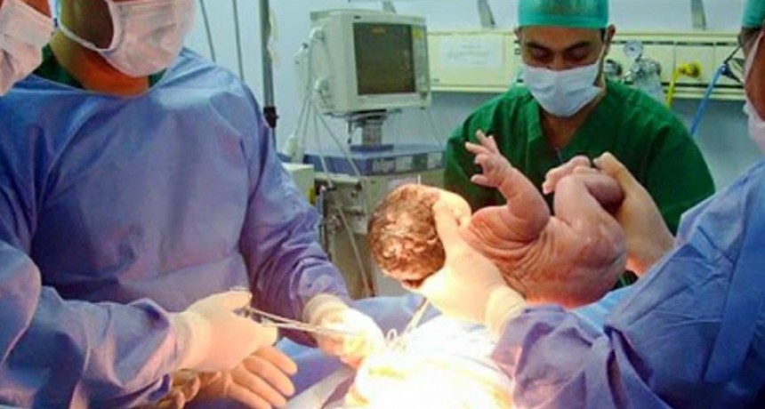 El m&eacute;dico que se niega a realizar un aborto, &iquest;podr&iacute;a ser un delincuente?