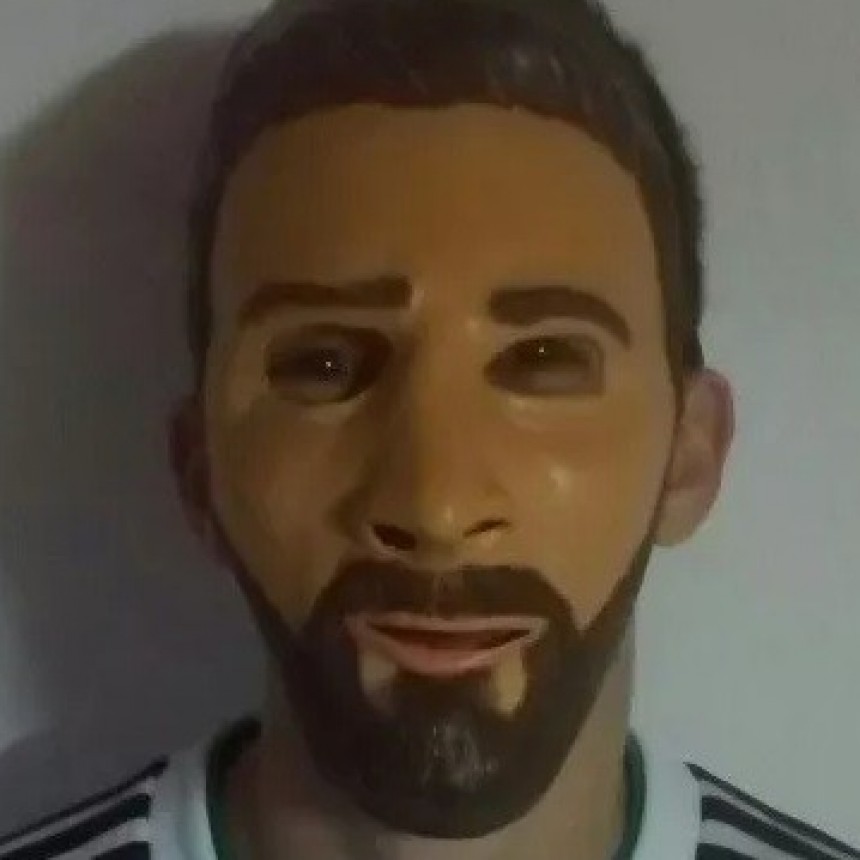 Robaban usando m&aacute;scaras de Messi