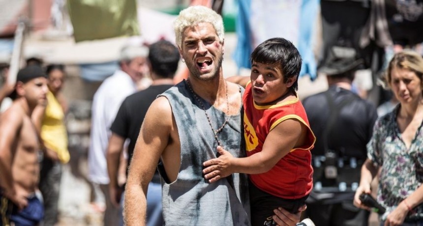 Hist&oacute;rico debut de EL MARGINAL 2