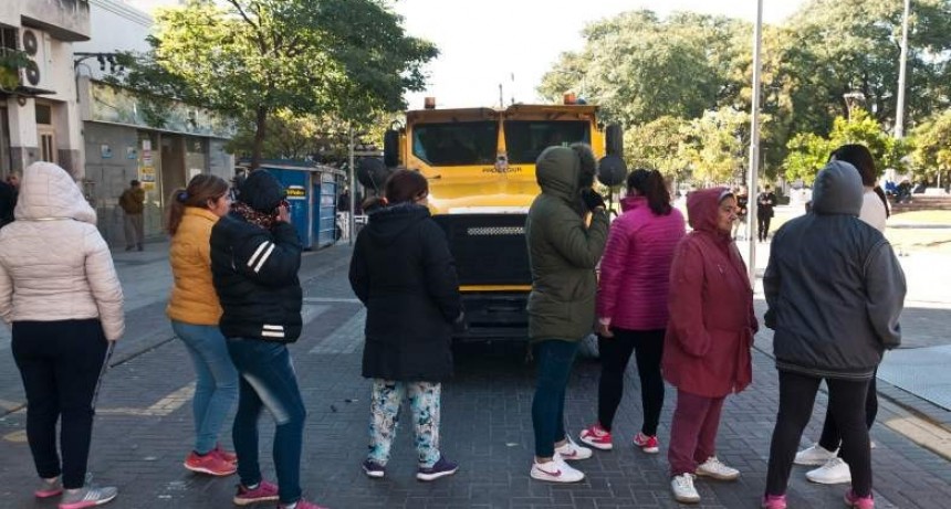 Vecinos reclaman la impugnación de los beneficiarios de las viviendas de Valle Chico por irregularidades 