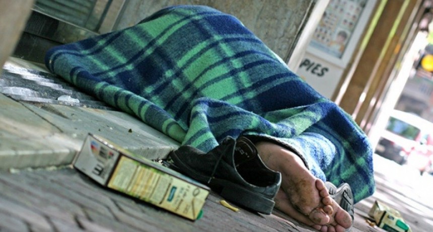 Aberrante ataque: prendieron fuego a un hombre en situación de calle