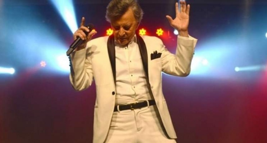 Palito Ortega y Orellana Luca cerraron la primera noche del Poncho