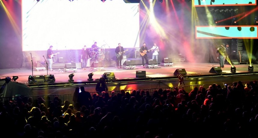 La TV Pública Argentina transmitirá la tercera noche de la Fiesta del Poncho