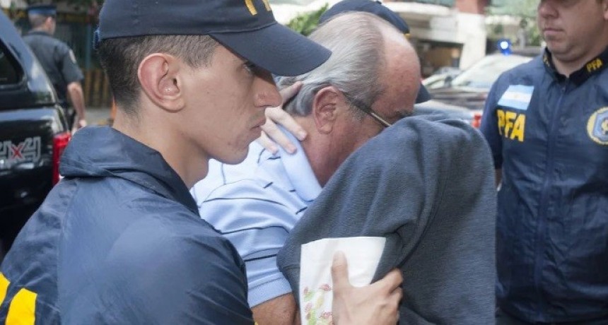 Interpol detuvo a abogados que manejaron 30 millones de dólares del ex secretario de los K