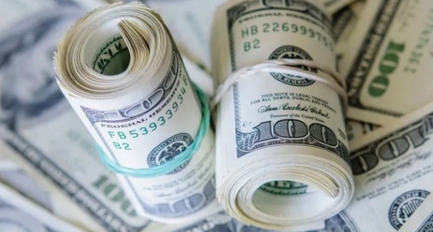 La mano visible del Central mantuvo el dólar planchado