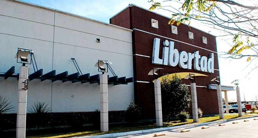 Apartaron a un comisario de la Policía de Córdoba: lo denuncian por robar un salamín 