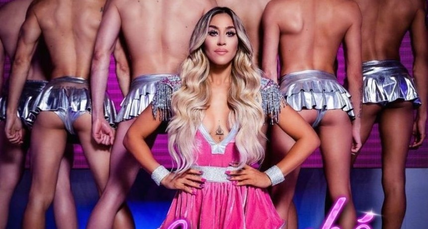 Carla Peterson y Verónica Llinás en Se acabó, el nuevo video de Jimena Barón